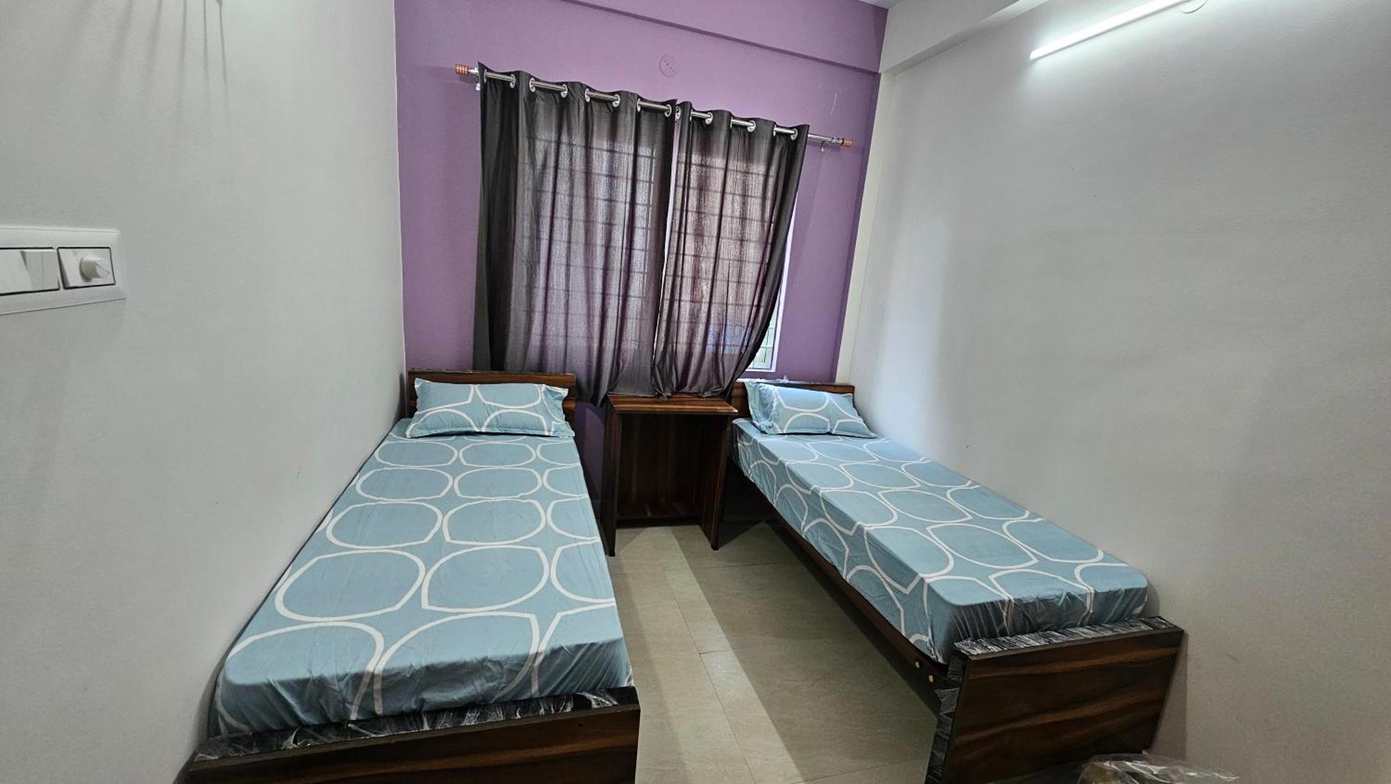 V2 Rooms Bangalore Bagian luar foto